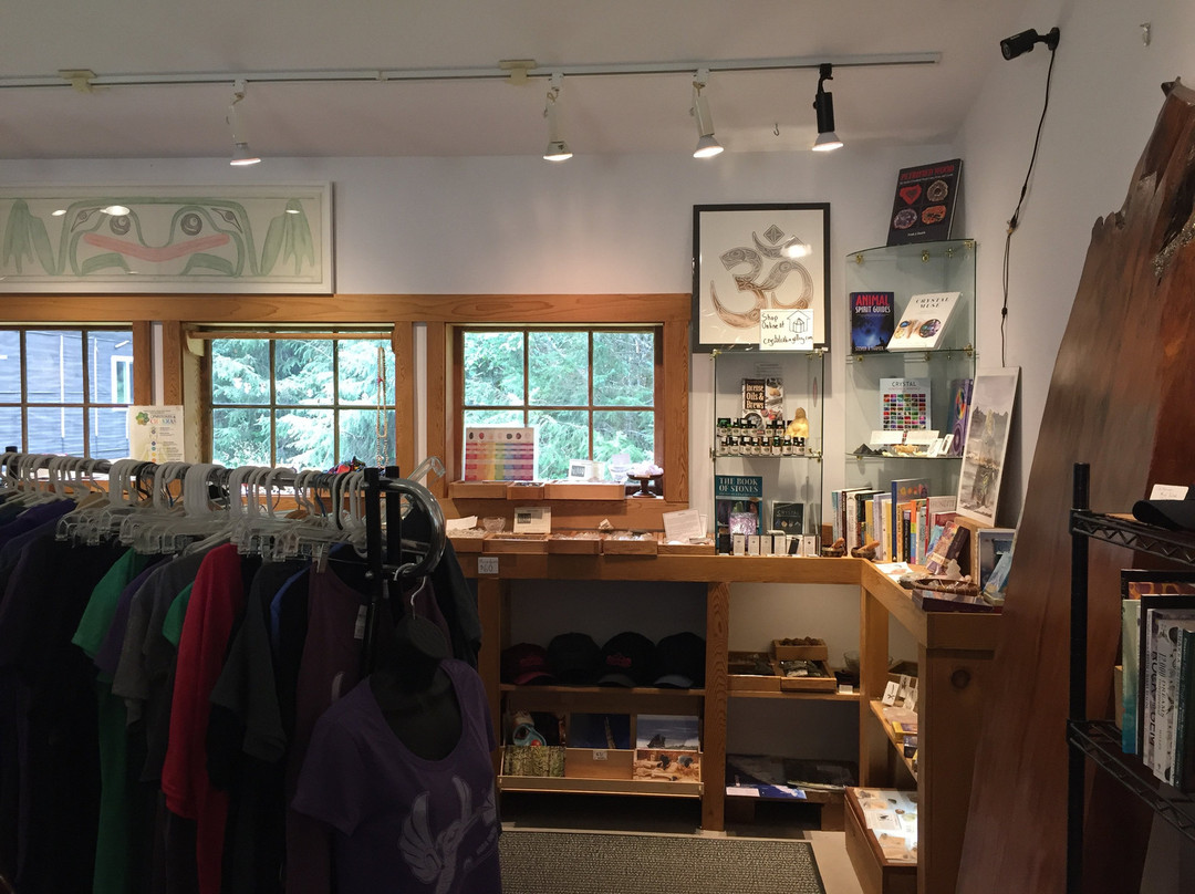 Crystal Cabin Gallery-Tlell必去景点