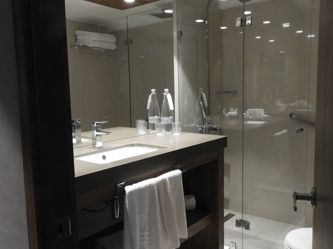 Regal Pacific Hotel主图