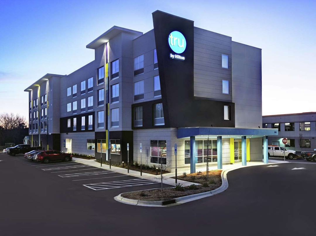 Tru by Hilton Burlington主图