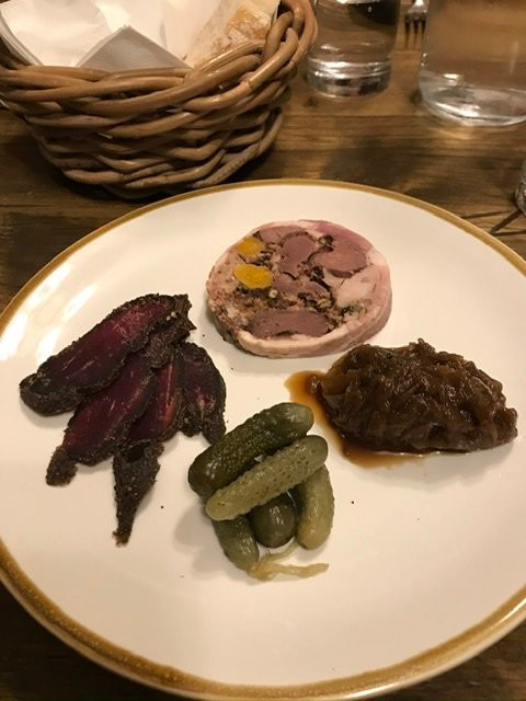 Meikleour Arms Hotel & Restaurant主图