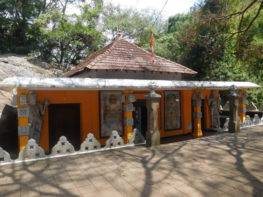 Dhowa Rock Temple-Badulla必去景点