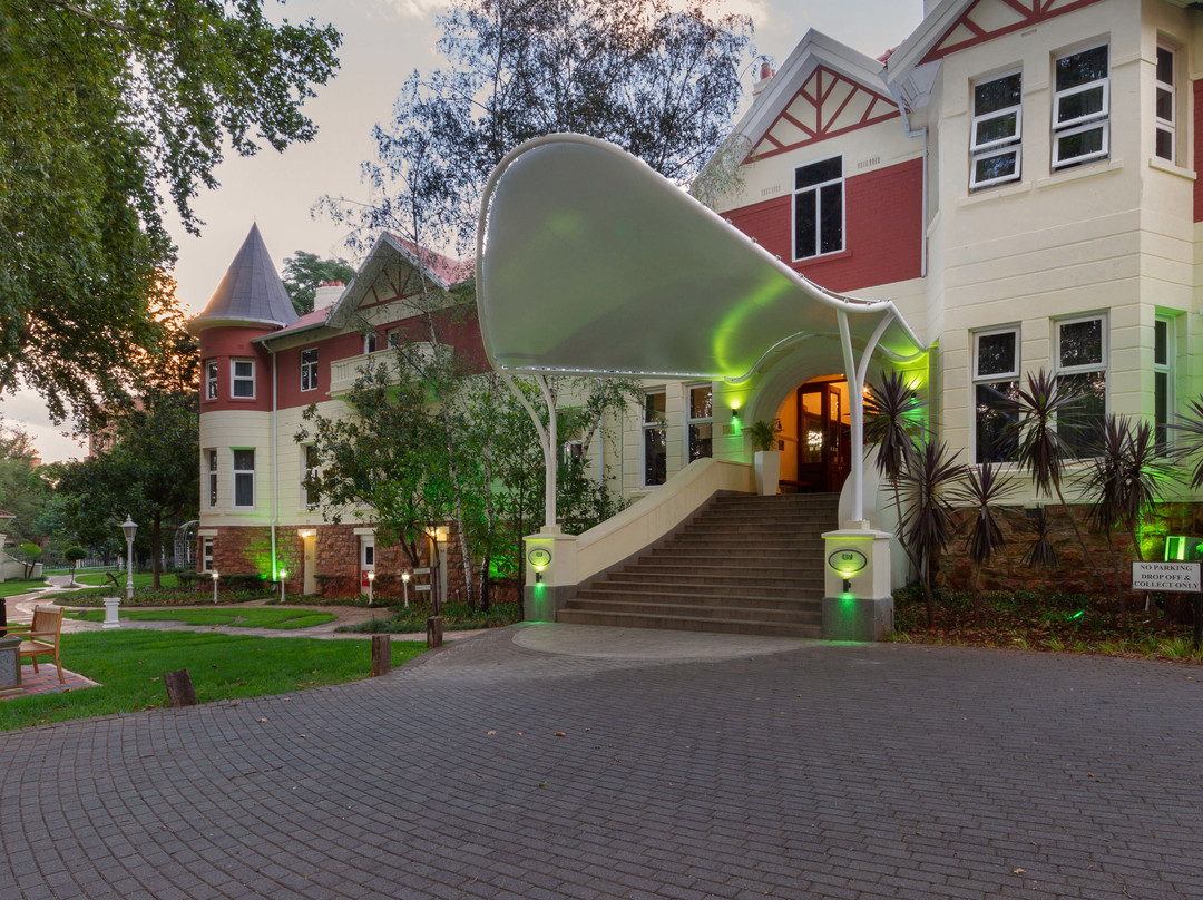 Holiday Inn Johannesburg Sunnyside Park By IHG主图