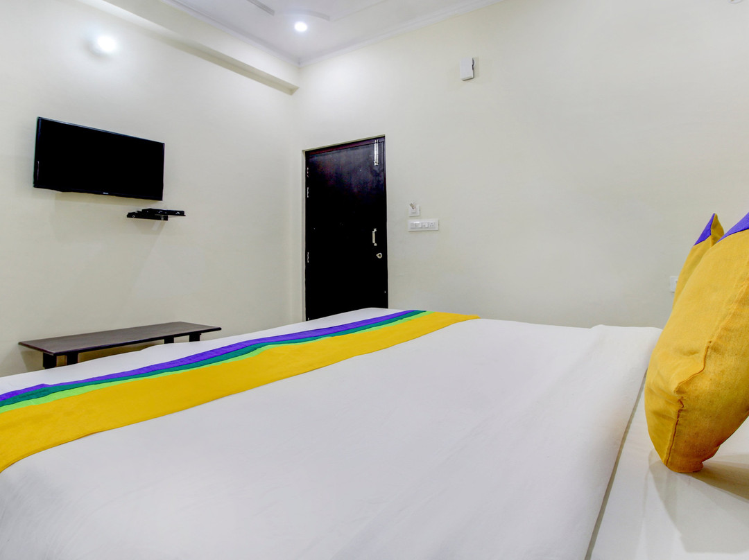 Treebo Trip Divine City主图