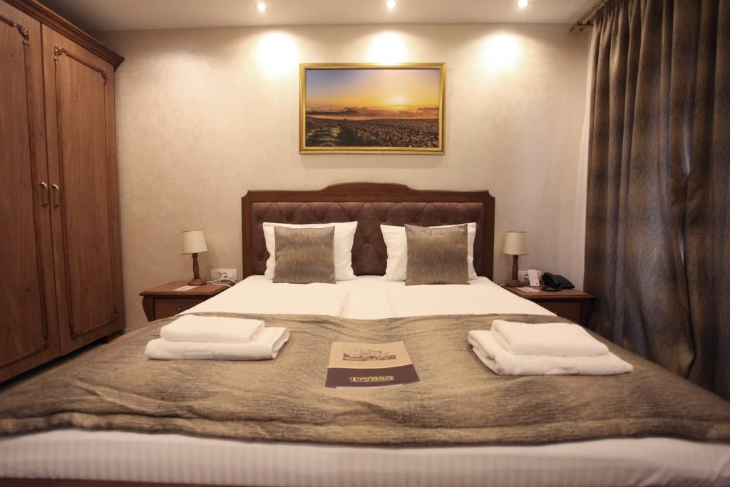 Provence Rooms主图