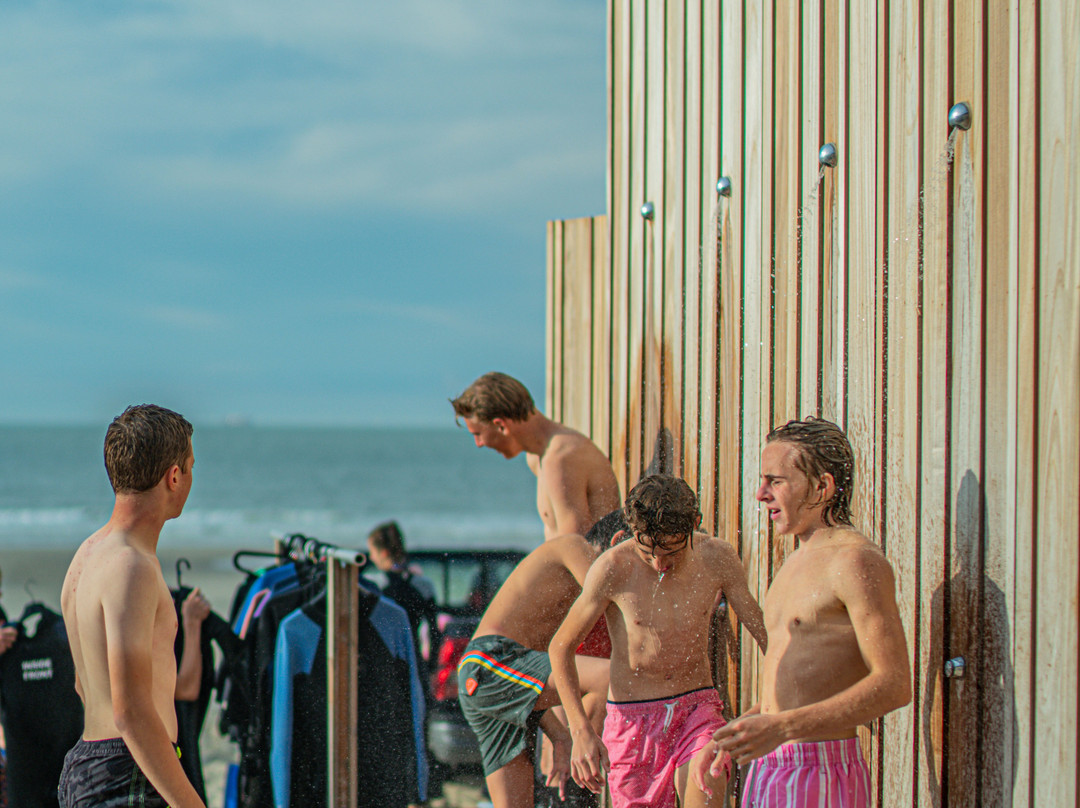 Surfing Elephant-Wenduine必去景点