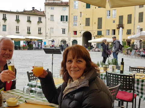 TuscanyBUScom-里窝那必去景点