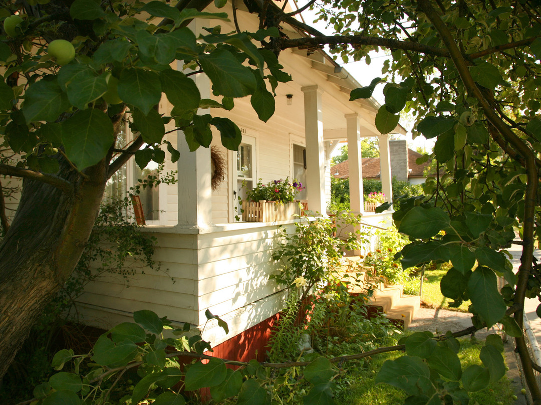 The Elliott Guest House