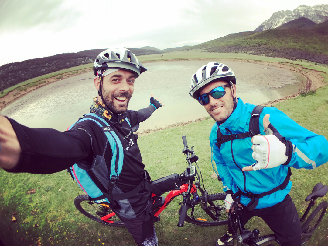 Cratere del Sirente-Secinaro必去景点