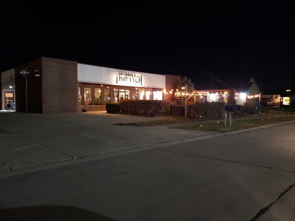 Triptych Brewing-Savoy必去景点