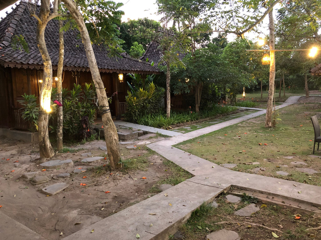 阿马塔婆罗浮屠度假村主图