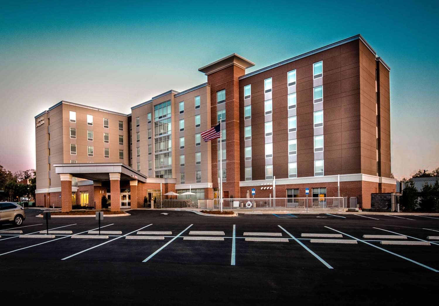 Hampton Inn & Suites Tallahassee Capitol - University-官方