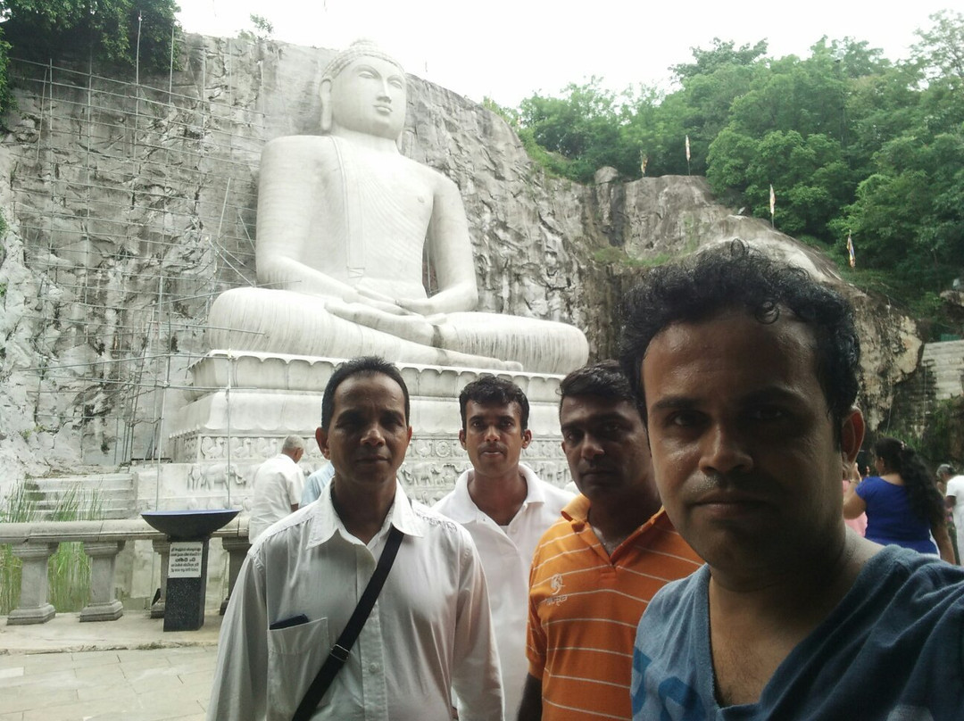 World's tallest granite Samadhi Buddha statue in Kurunegala景点图片