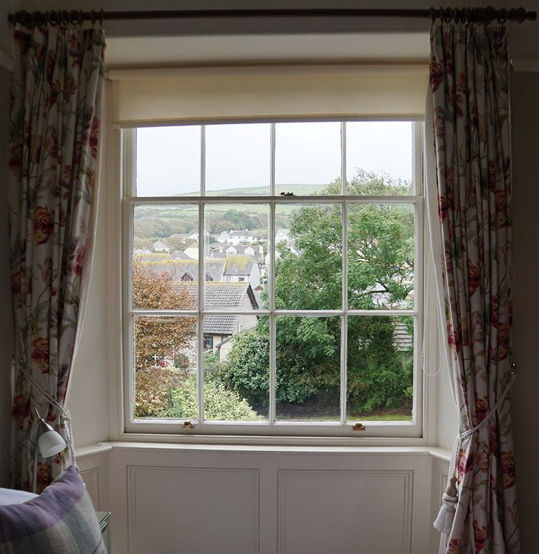 The Old Parsonage主图