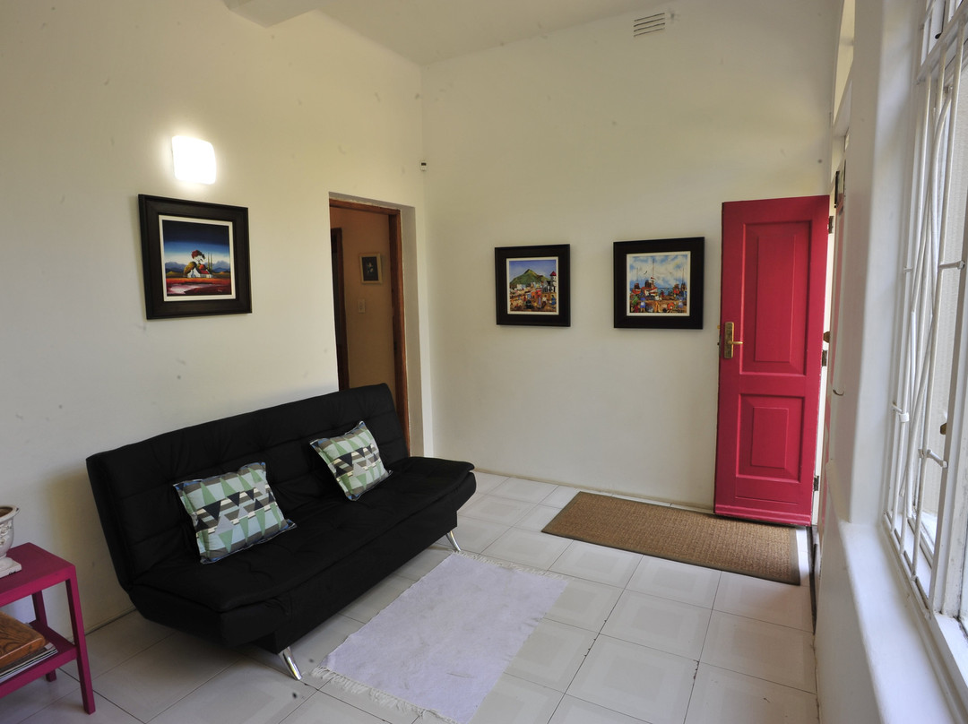 Devonshire House主图