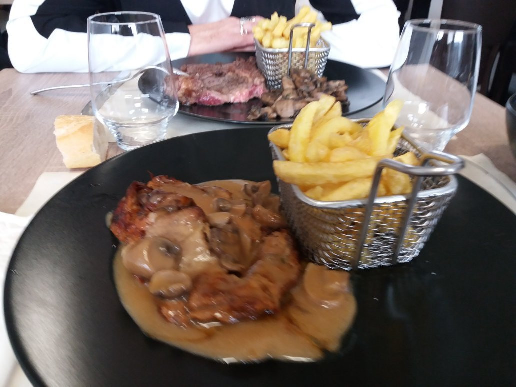 D.G. Hotel & Restaurant