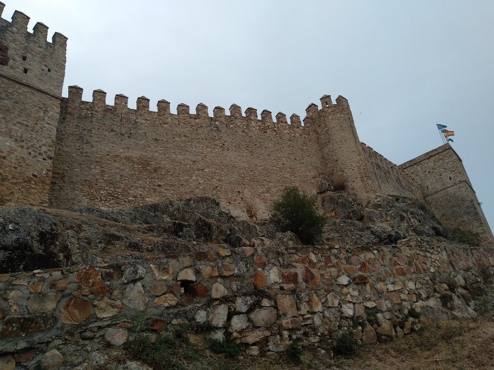 Castillo de Santa Olalla del Cala景点图片