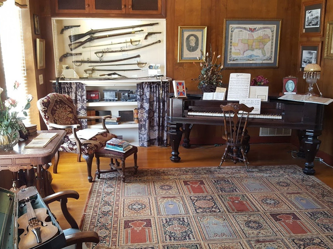 帕迪尤卡旅游景点-Lloyd Tilghman House and Civil War Museum