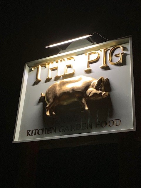 The Pig-餐饮