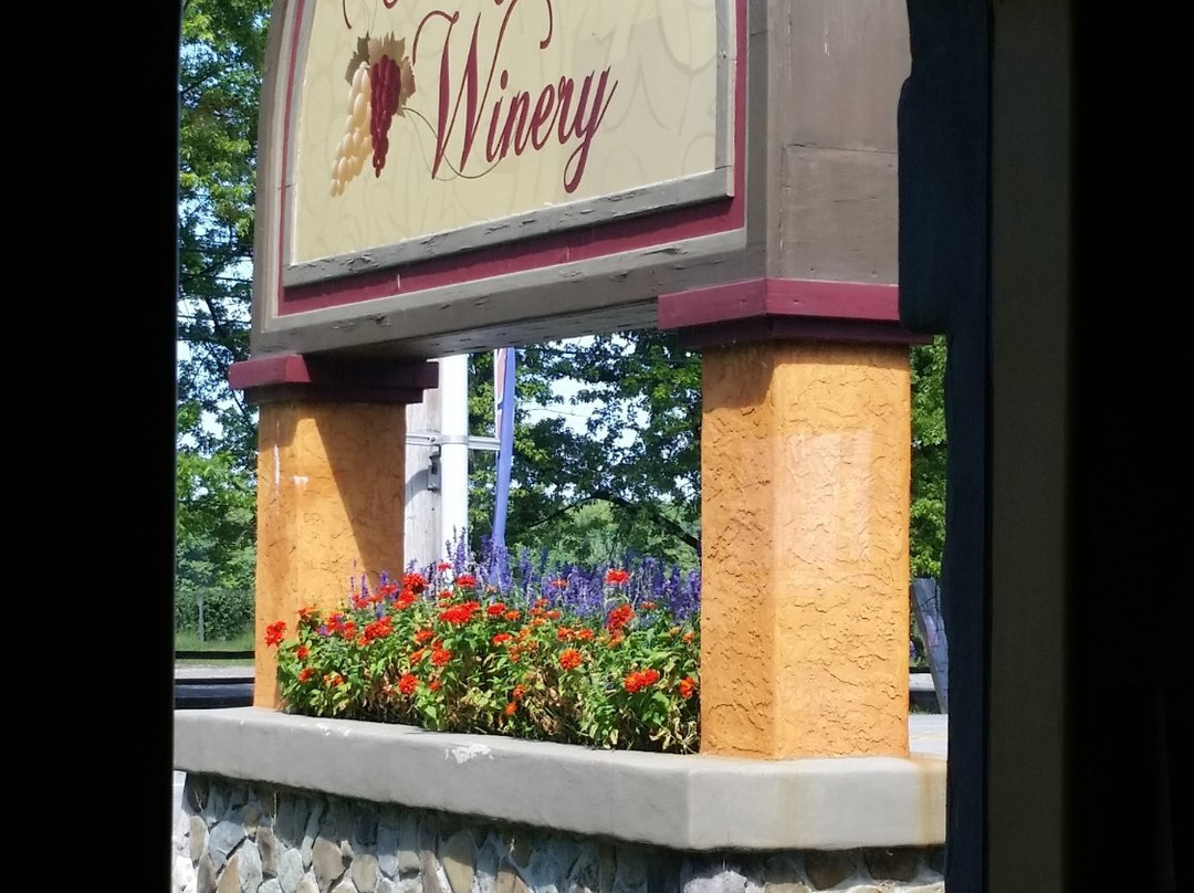 Courtyard Wineries