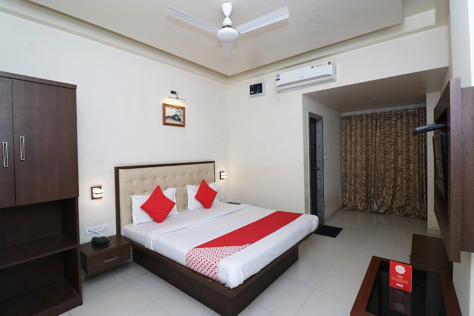 Hotel Mohan Palace主图