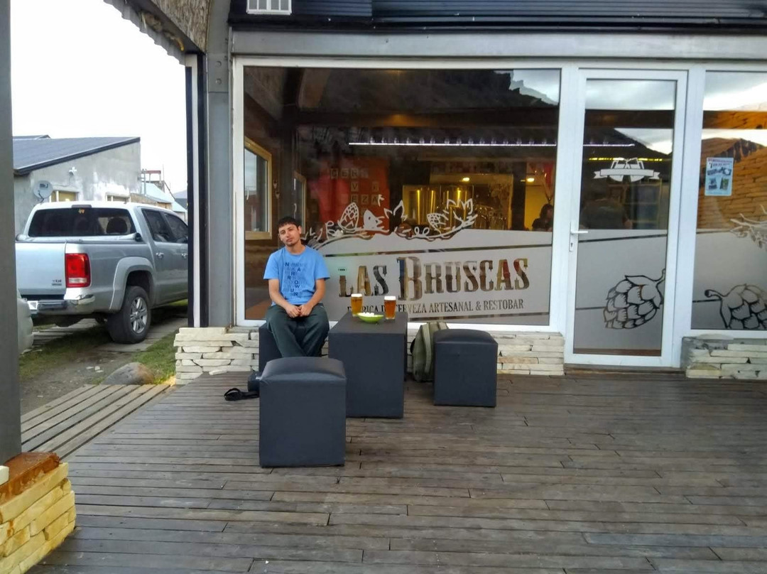 Caviahue餐馆和美食-Cerveceria Las Bruscas