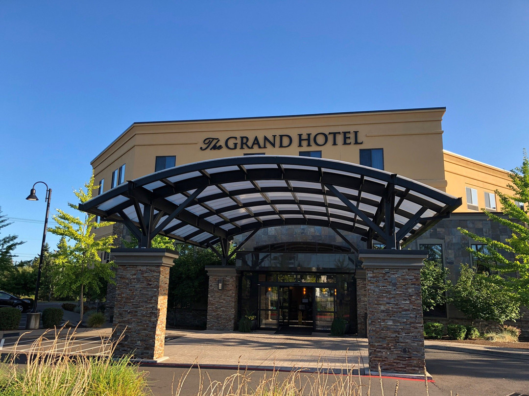 The Grand Hotel at Bridgeport主图