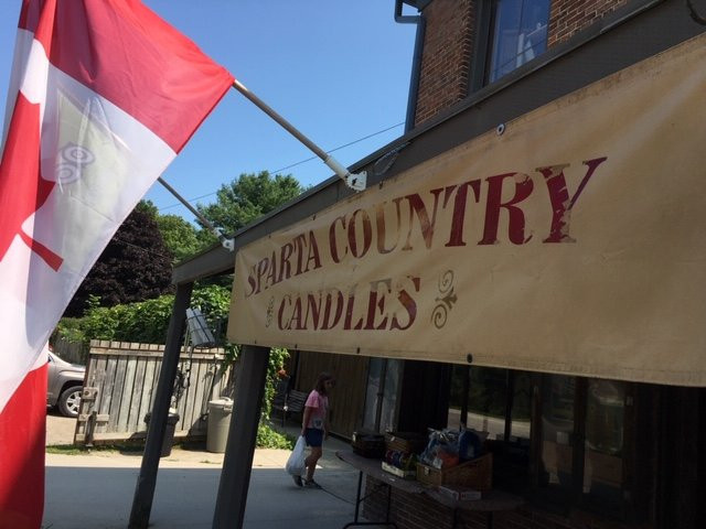 Anything Used and Sparta Country Candles-Sparta必去景点