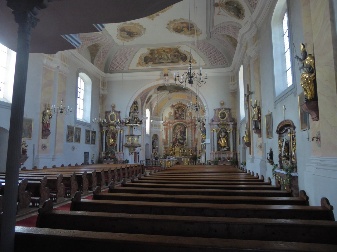 Pfarrkirche St. Laurentius景点图片