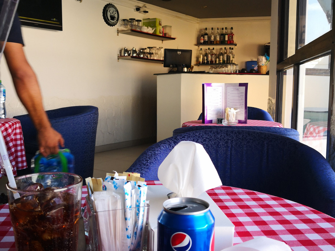 Tropicana Hotel主图