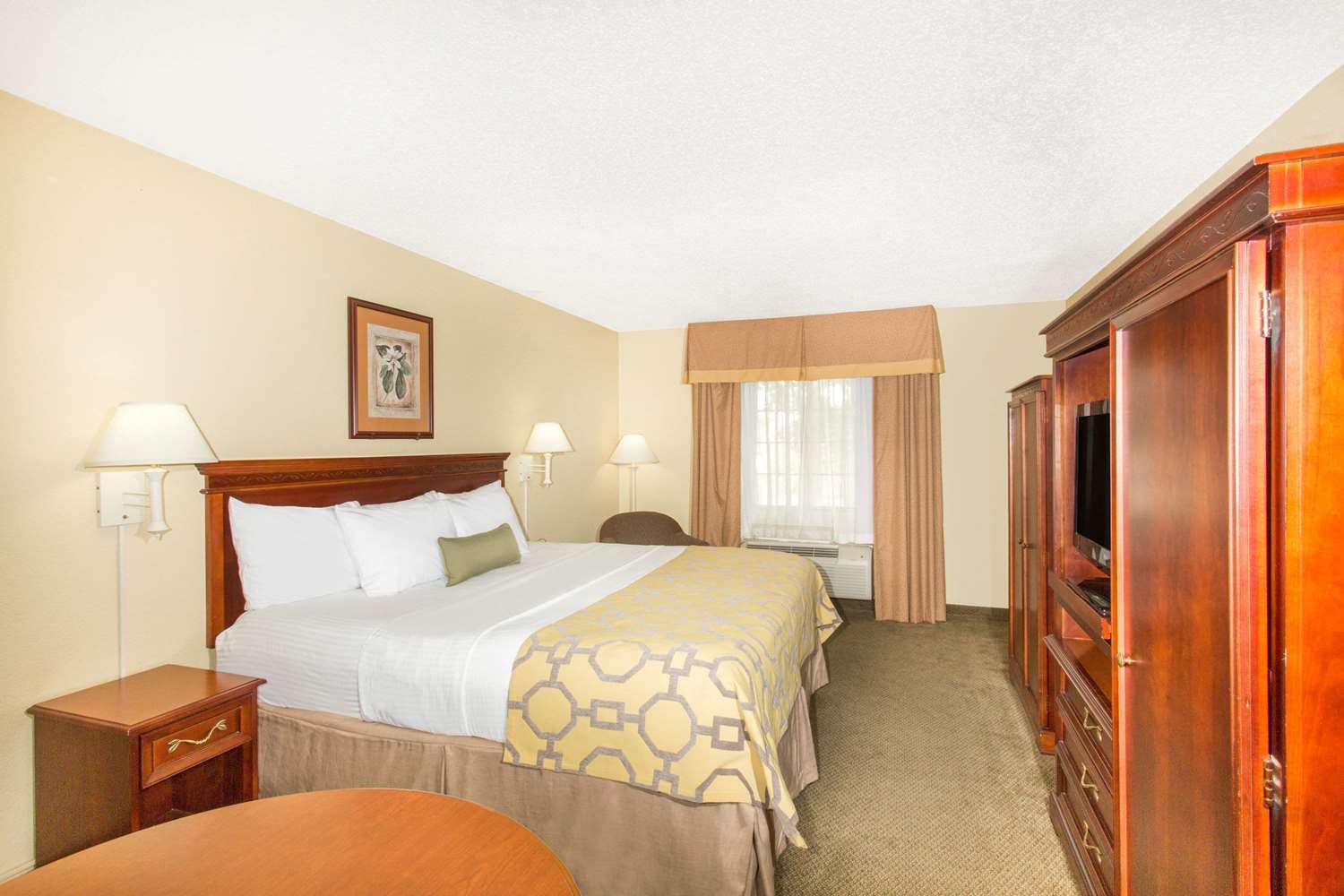 Spark by Hilton Rock springs-官方