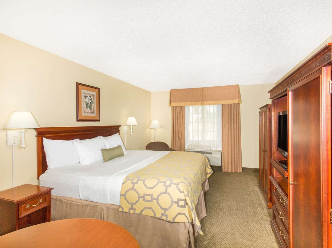 Spark by Hilton Rock springs主图