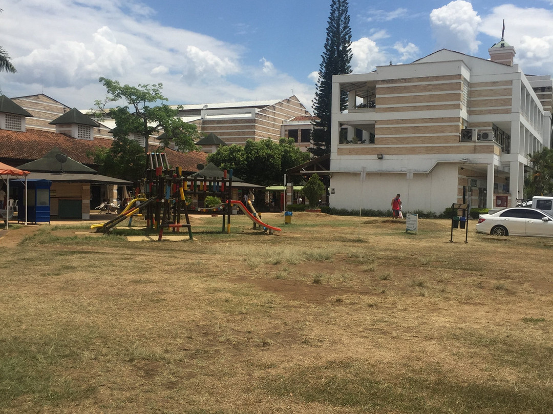 Centro Comercial ALfaguara-Jamundi必去景点