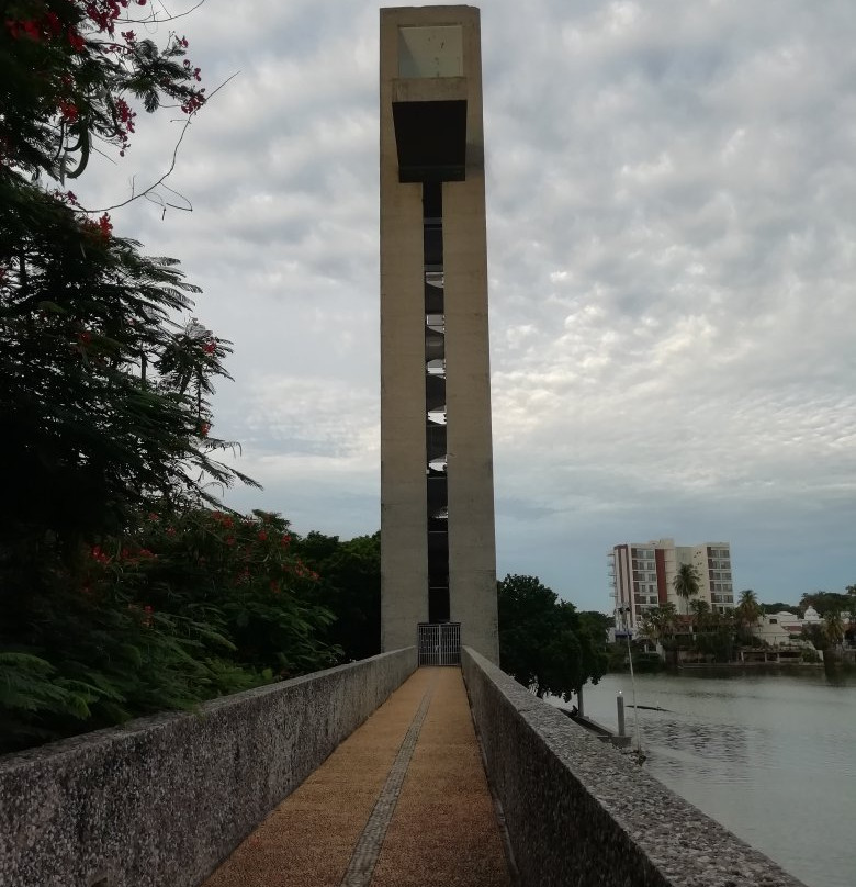 Mirador de las Aguilas景点图片