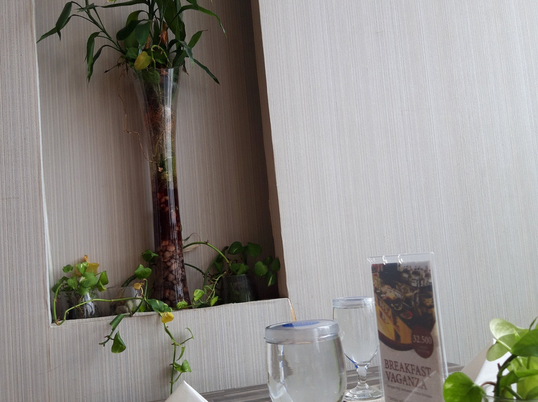 龙鱼大酒店主图