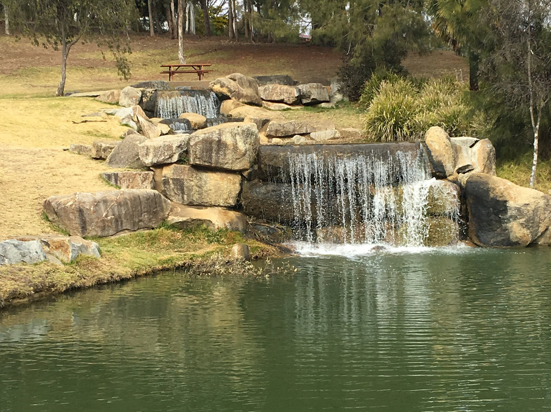 Armidale Bicentennial Arboretum景点图片