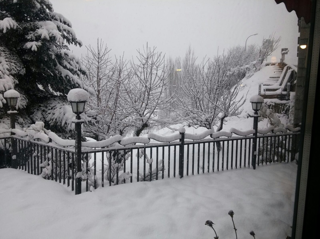 科洛梅尔斯酒店主图