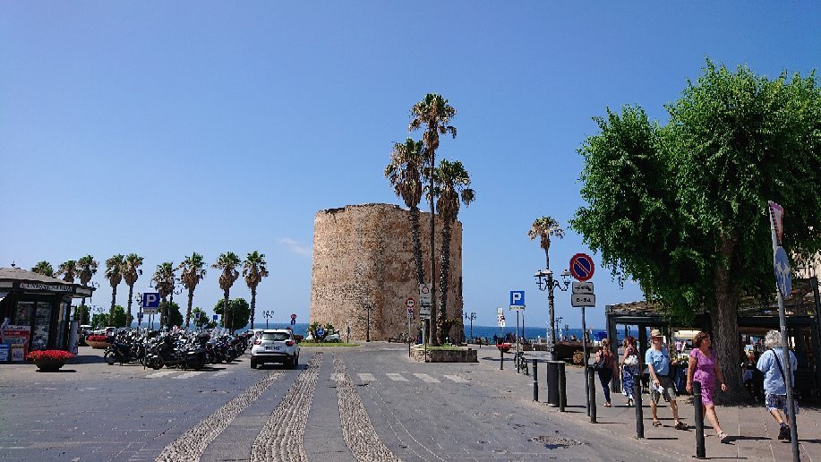 Torre dell'Espero Rejal景点图片