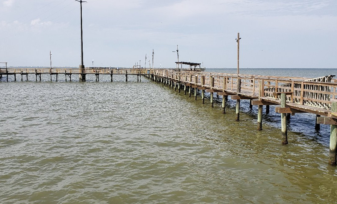 Cedar Point Pier-Coden必去景点