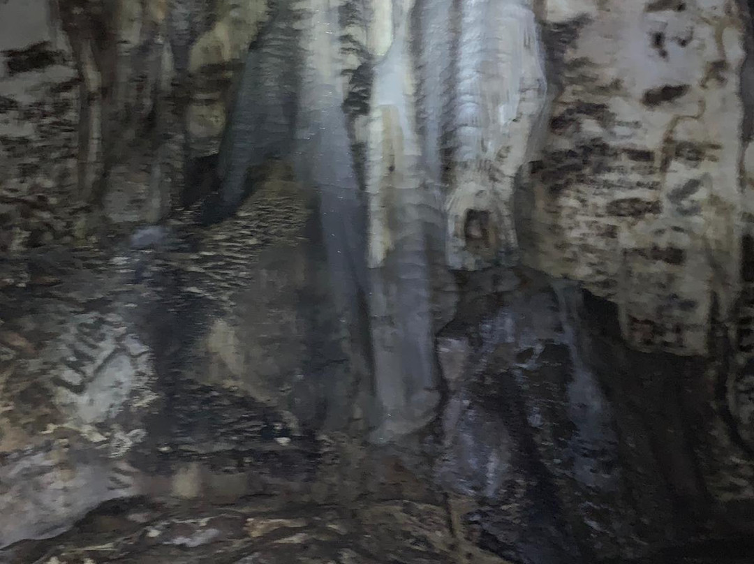 Off-Road Cave Safari景点图片