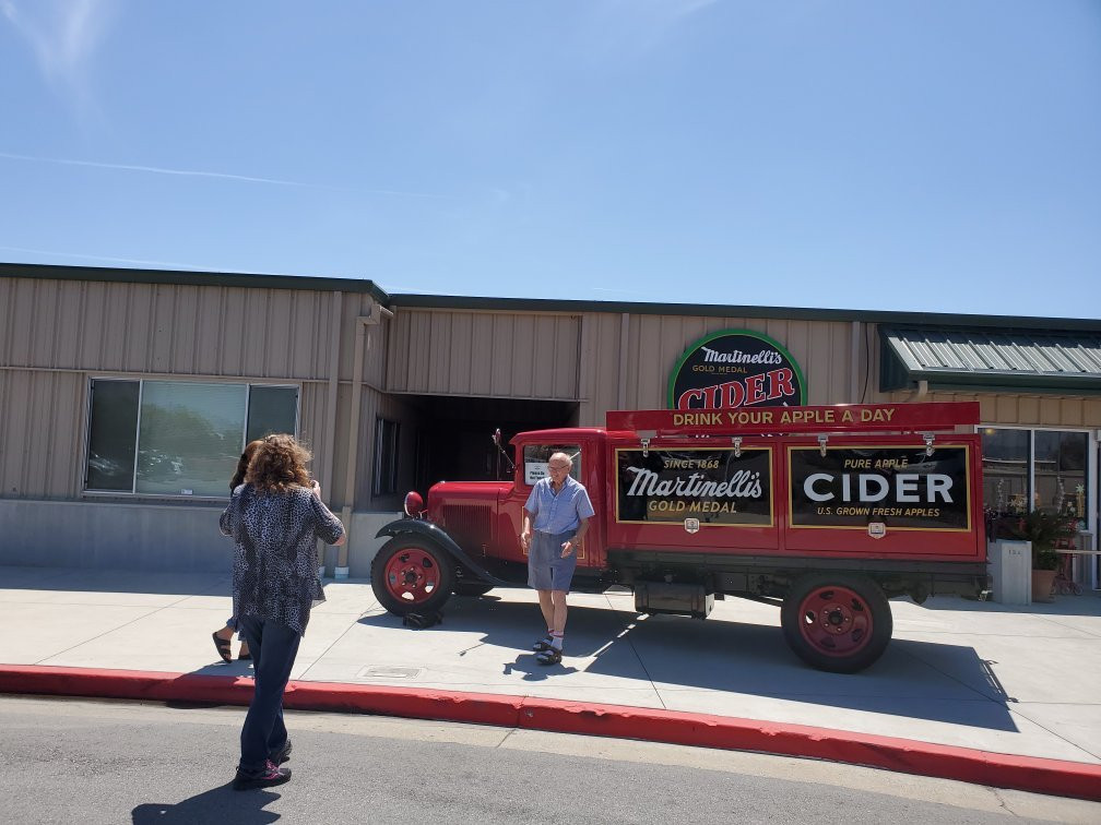 Martinelli's Company Store-沃森维尔必去景点
