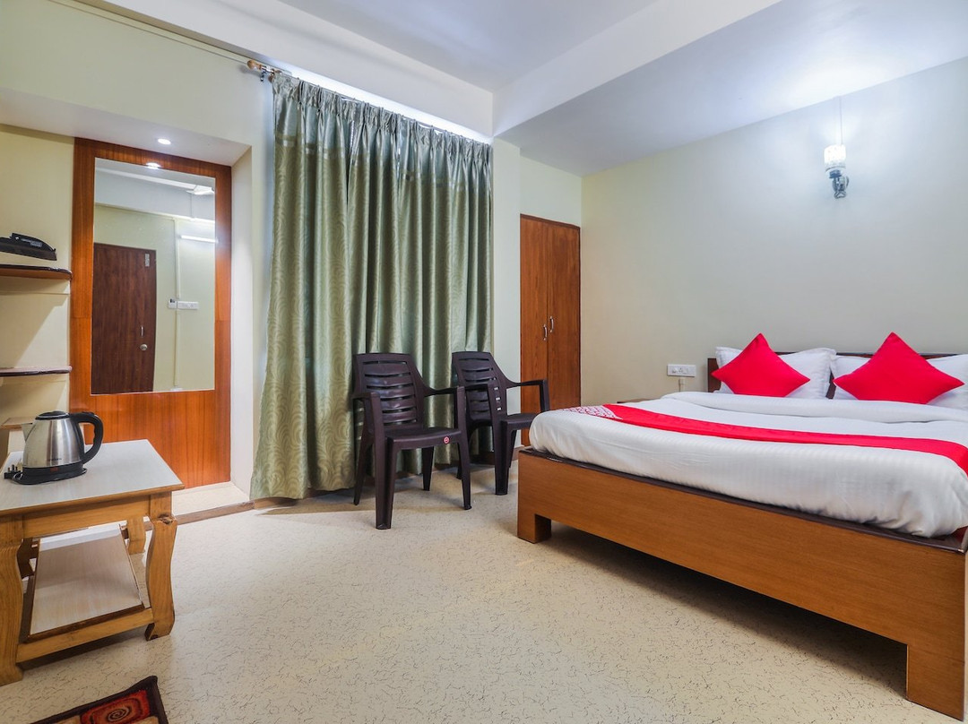 OYO 18670 Sanctum Guest House主图