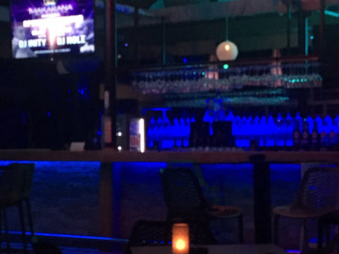 Makarana Bar-玛卡沙必去景点