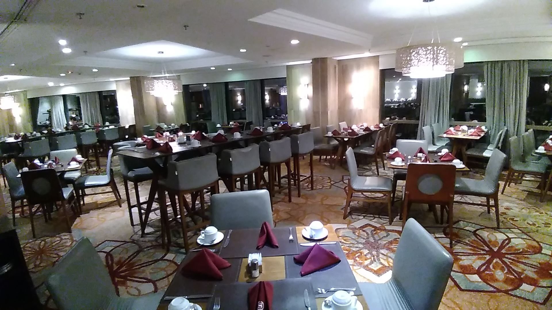 Hilton Porto Alegre-餐饮
