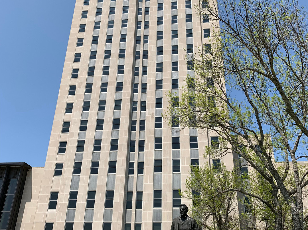 North Dakota State Capitol Building景点图片