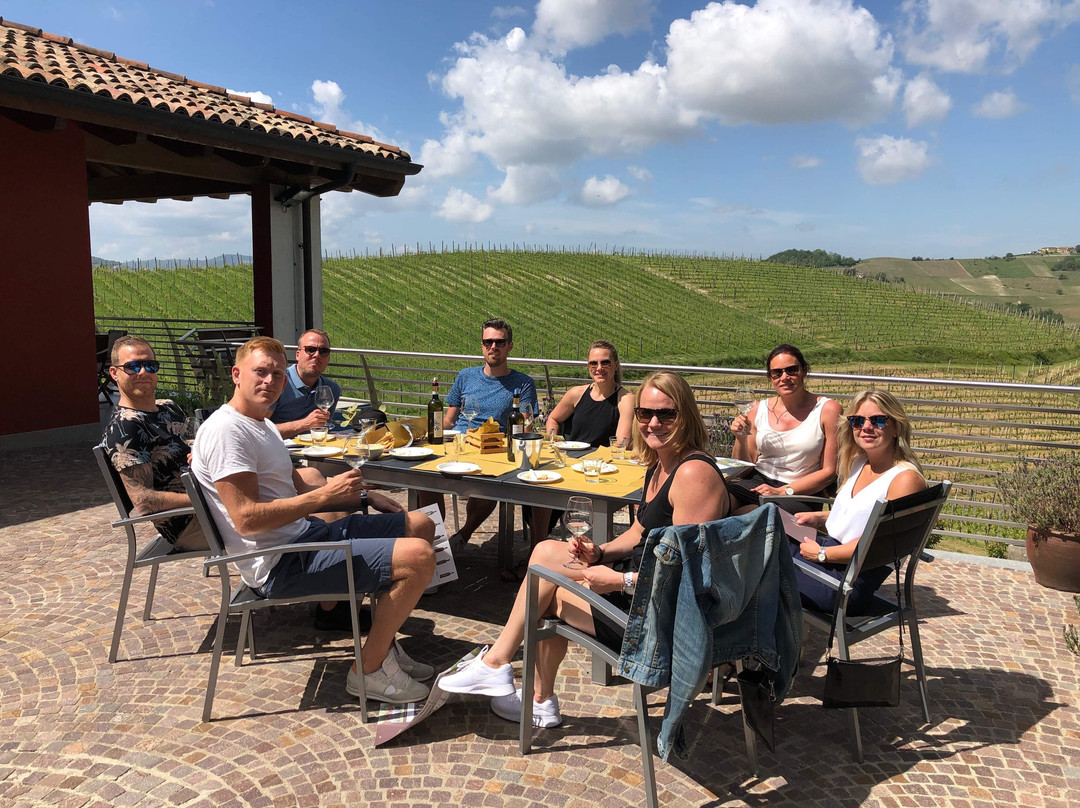 Canelli旅游景点-Cantine Bocchino - Azienda Agricola Bocchino Giuseppe di Bocchino Annalisa