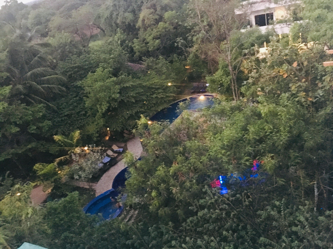 桑德拉斯度假酒店主图