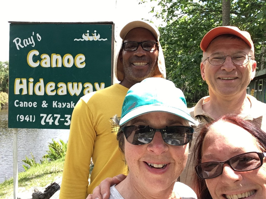 Ray's Canoe Hideaway-布雷登顿必去景点