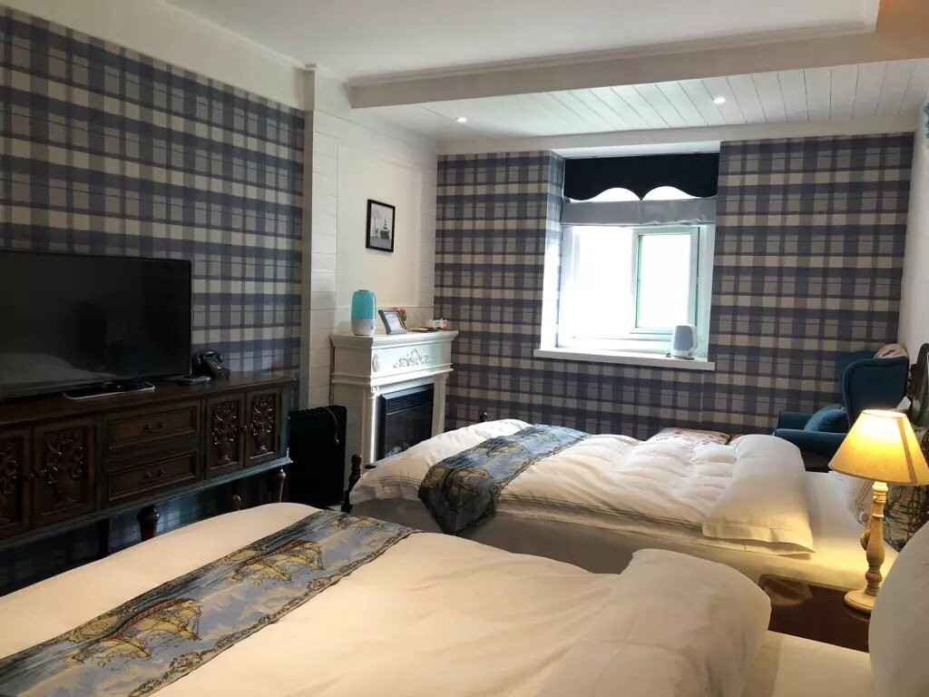 静谧小应客栈(稻城亚丁景区游客中心店)主图