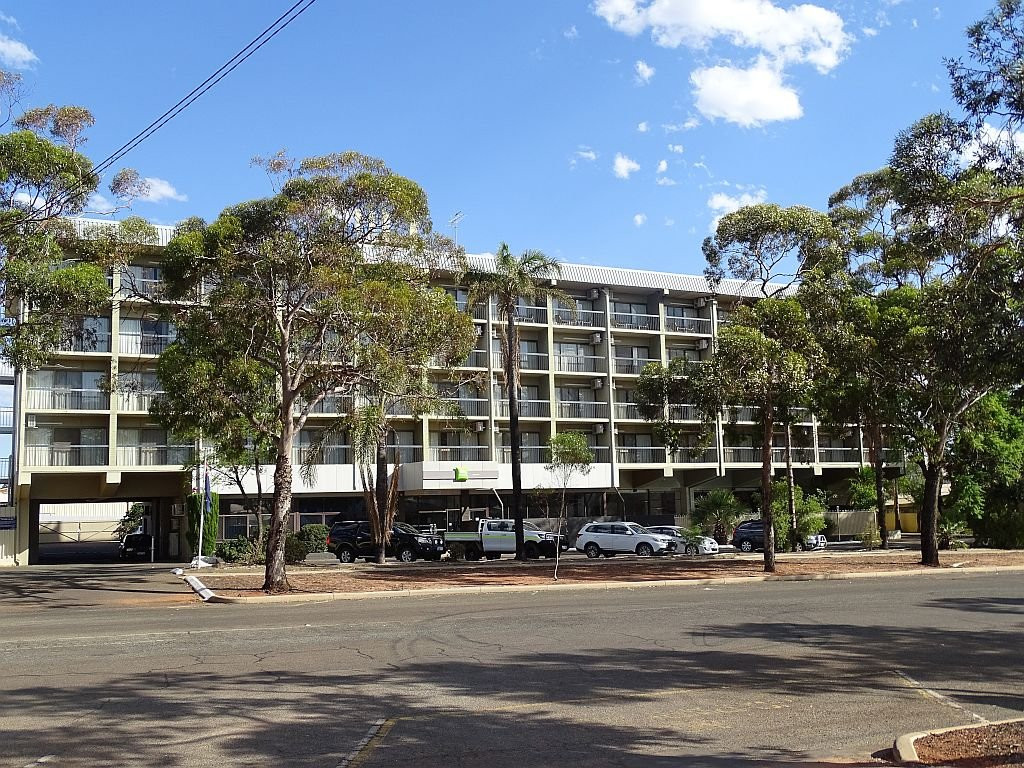 The Plaza Hotel Kalgoorlie主图