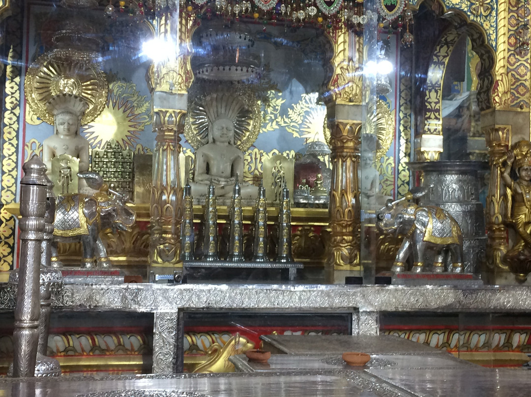 Parasnath Jain Temple景点图片